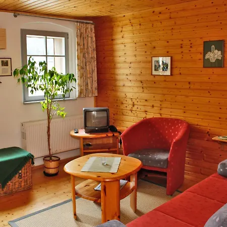 Zum Gruenen Hirsch Stolln Tatil Evi *